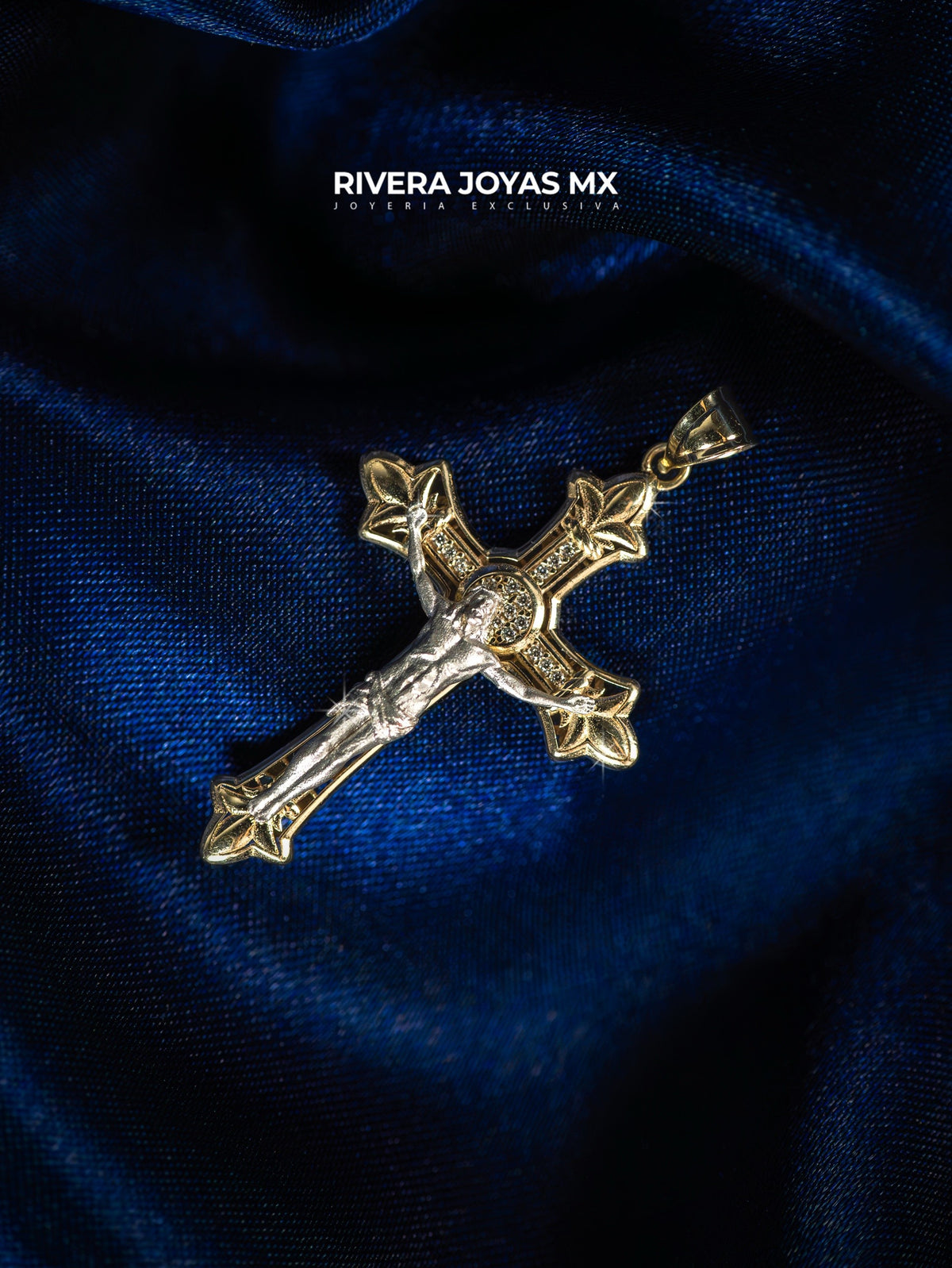 Dije de Cruz con Cristo rodizado 10k
