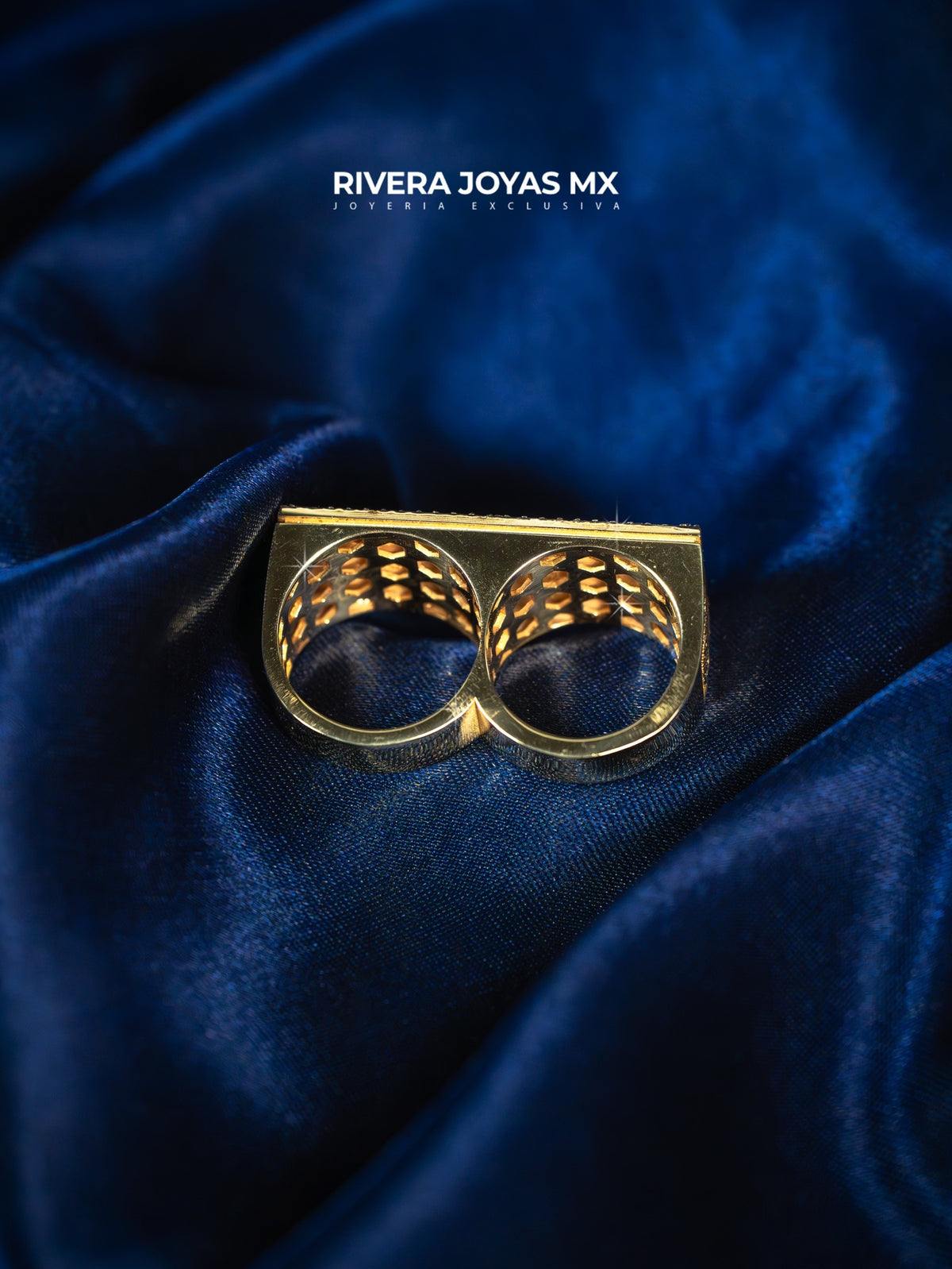 Anillo doble con placa personalizada full piedra 10k