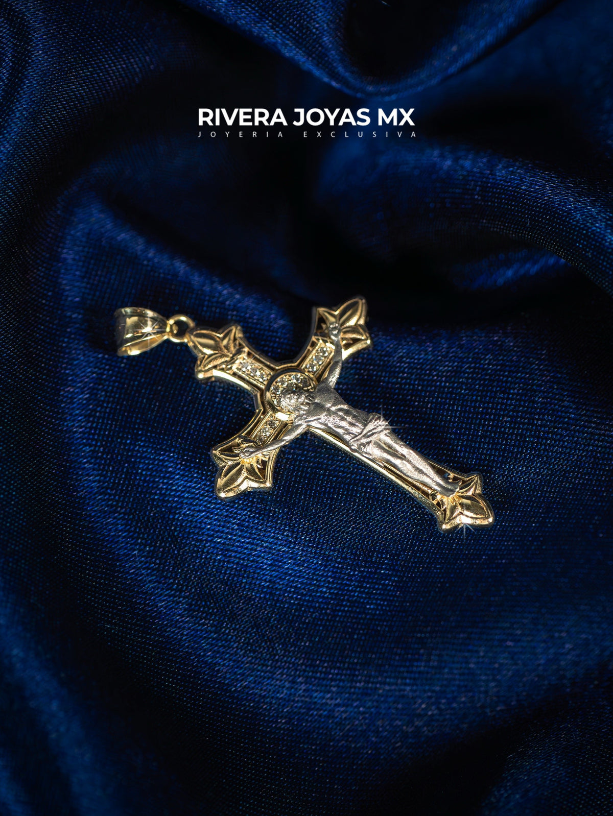 Dije de Cruz con Cristo rodizado 10k