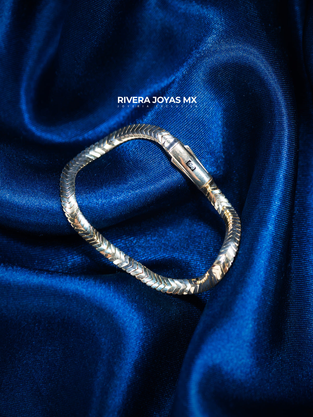 Pulso tejido Merm broche liso | Mónaco Chain 10k