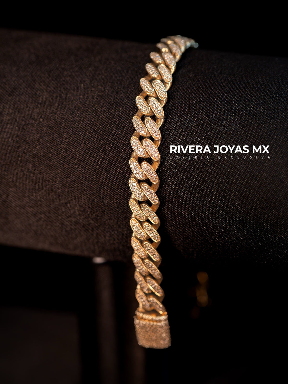 Pulso Cubano con Diamantes Naturales en Oro 14K