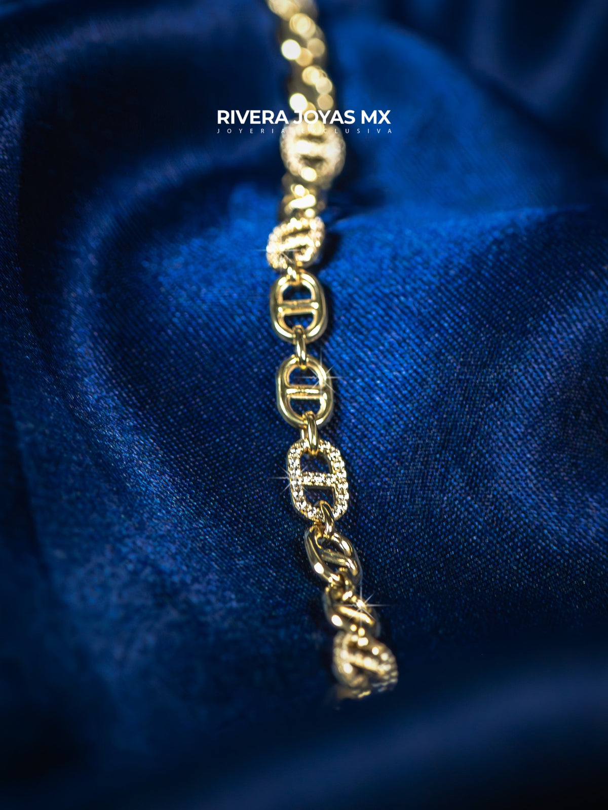 Pulso tipo Gucci con zirconias blancas 10k