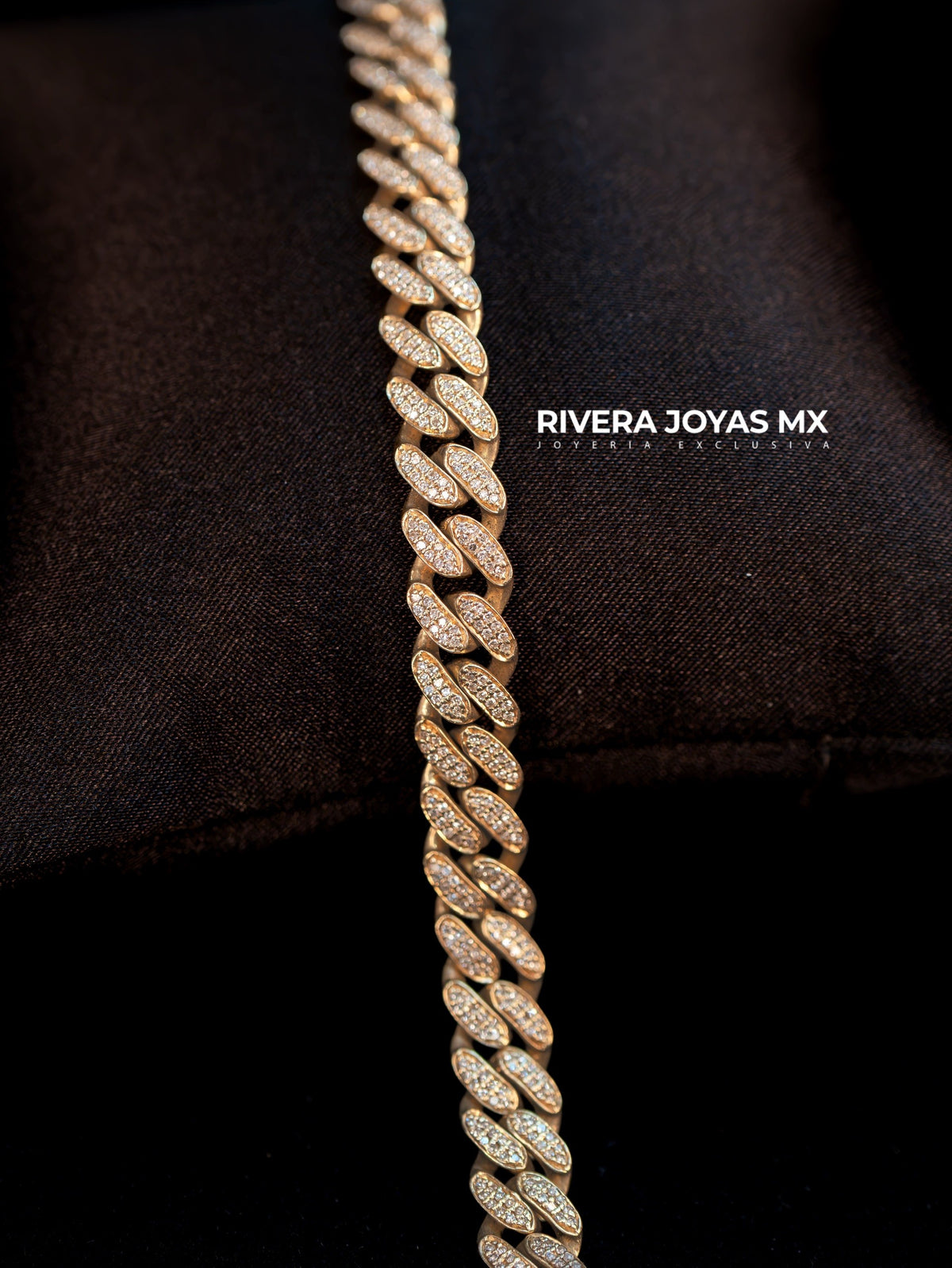 Pulso Cubano con Diamantes Naturales en Oro 14K