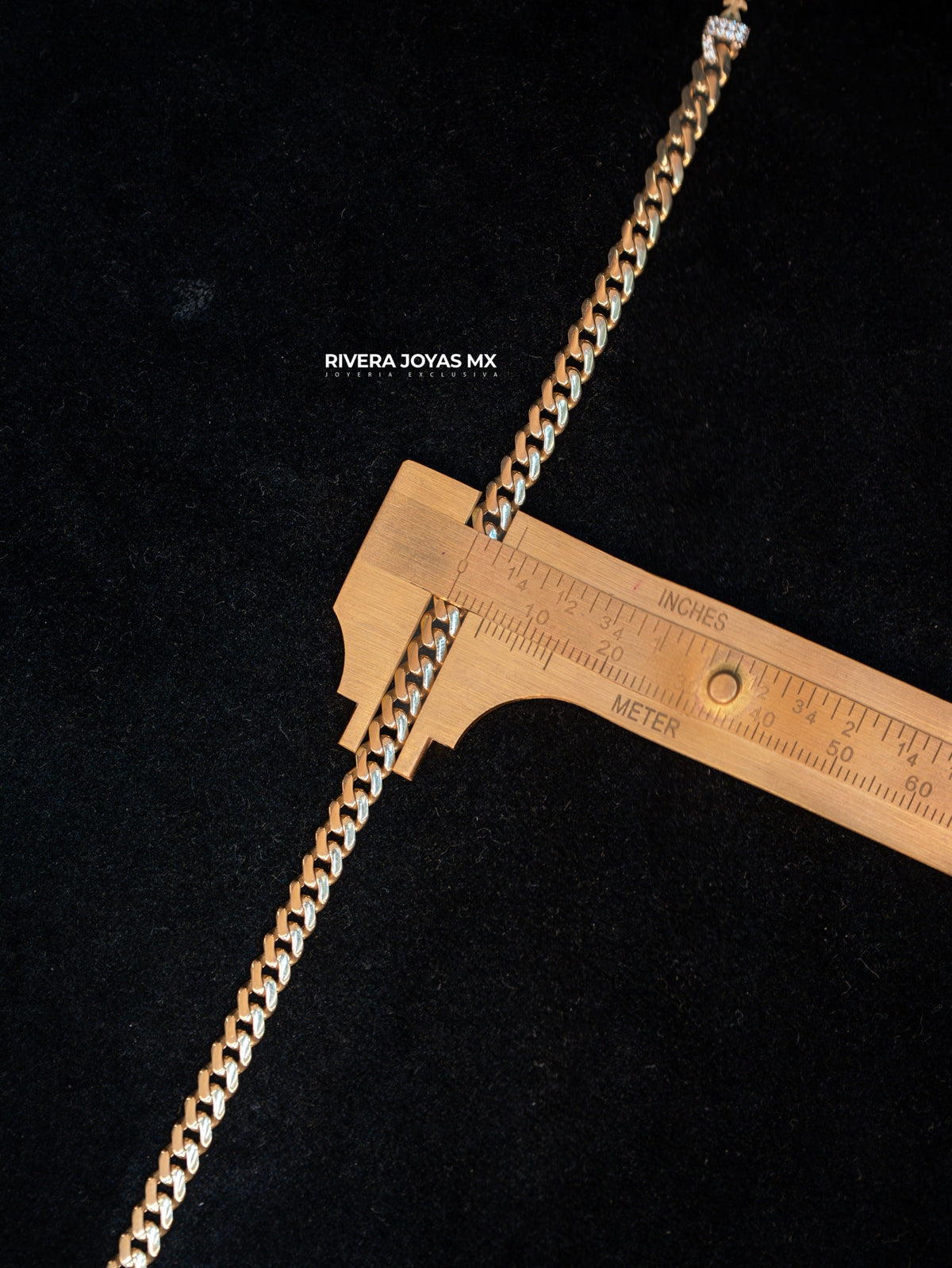 Pulso Monaco Chain Classic 5 mm Broche Brillante en Oro 14K
