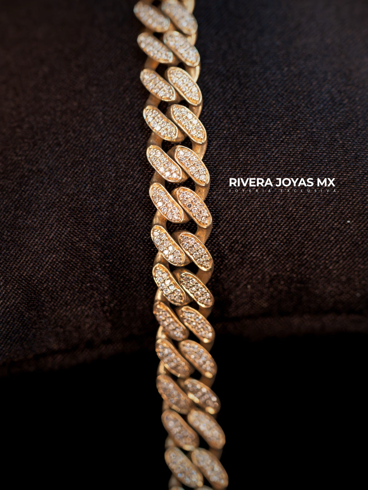 Pulso Cubano con Diamantes Naturales en Oro 14K