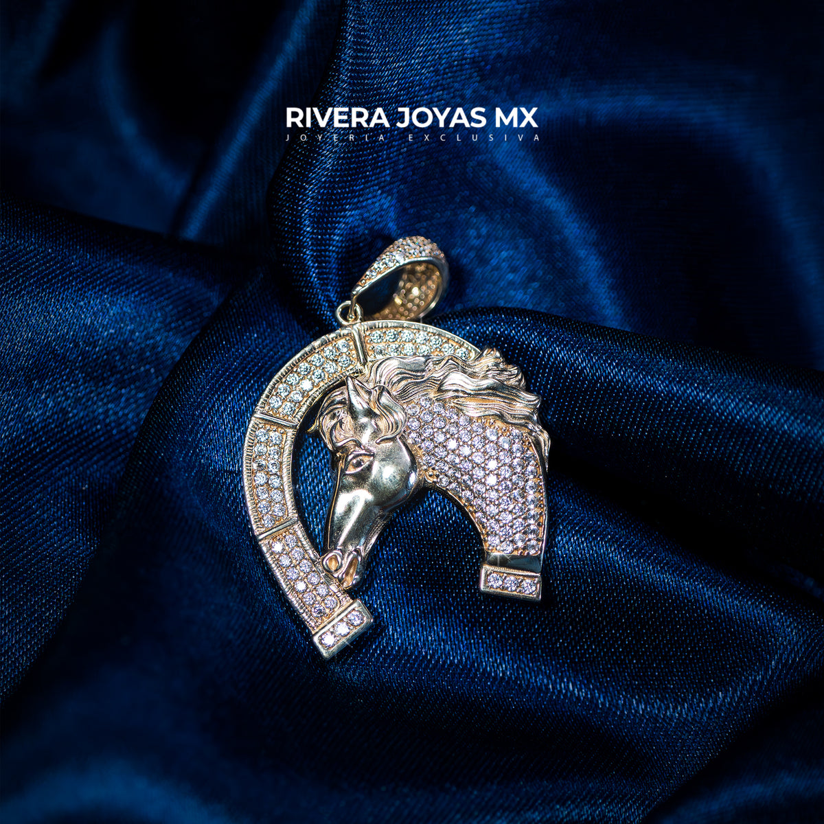 Dije de herradura con caballo | Oro Italiano 10k