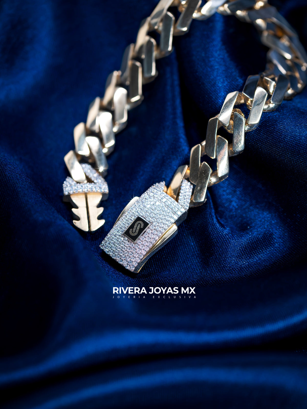 Pulso tejido Edge liso con broche Swarovski blanco | Mónaco Chain 10k