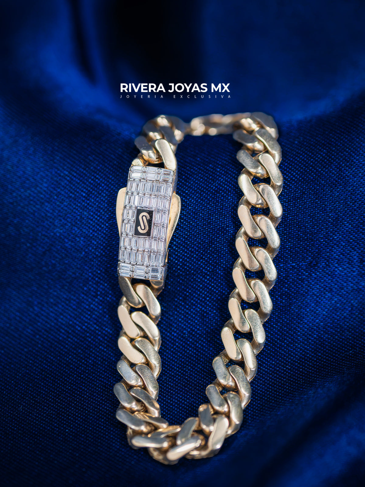 Pulso tejido Classic con broche baguette blanco